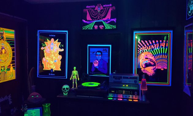 A Look Inside My Blacklight Record Room Vinyl with regard to proportions 4032 X 2268
