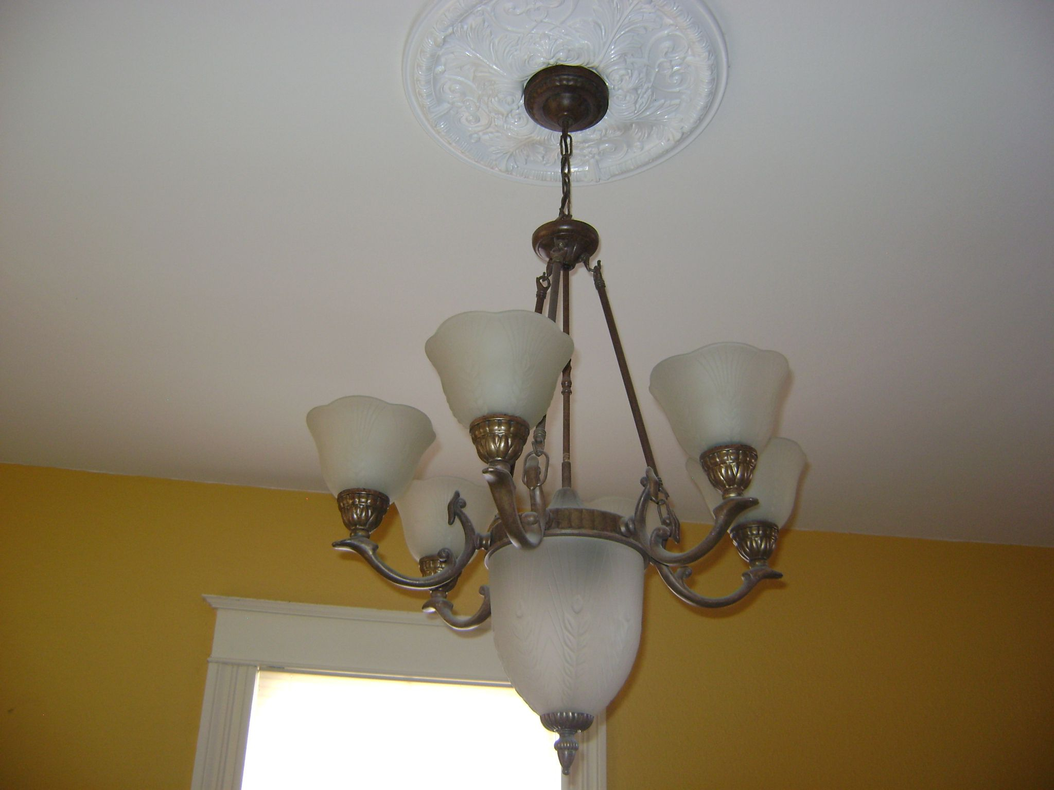 Incredible San Antonio Ave Triadda Real Estate Pics Of Light Bulbs intended for proportions 2048 X 1536