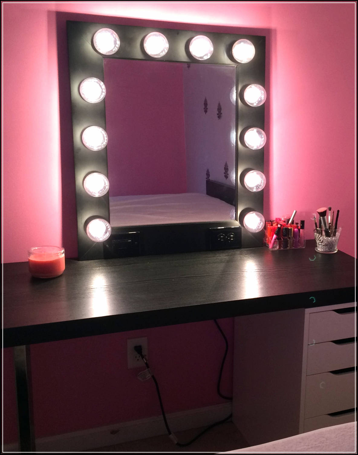 Light Bulb For Vanity Mirror Globorank Makeup With Lamp Bestghting for size 1184 X 1506