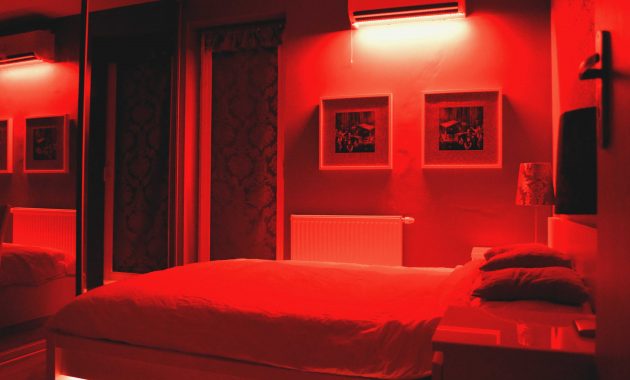 Red Light Bulb In Bedroom Trends With Fabulous Ideas Bulbs For Ens in dimensions 4211 X 2800