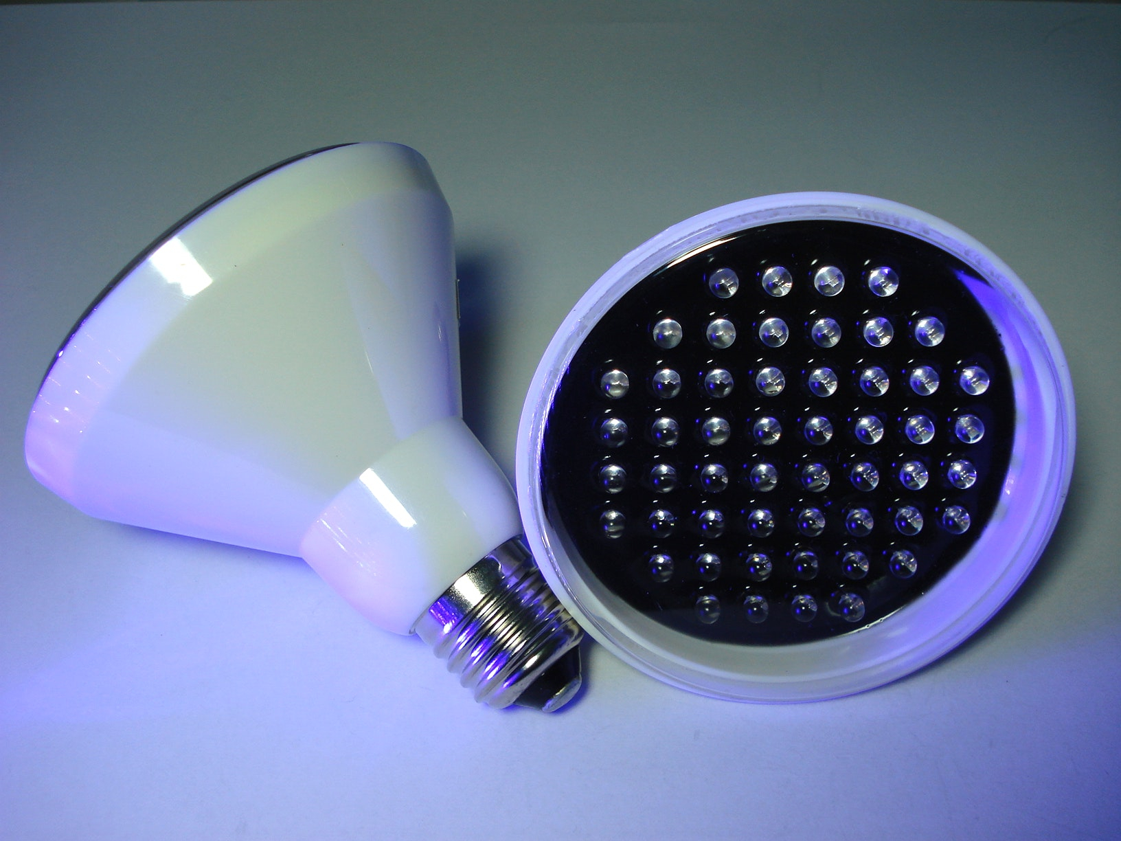 Ultraviolet 15 Uv Led Blacklight Spotlight Bulb Light Bulb Ideas in size 1632 X 1224
