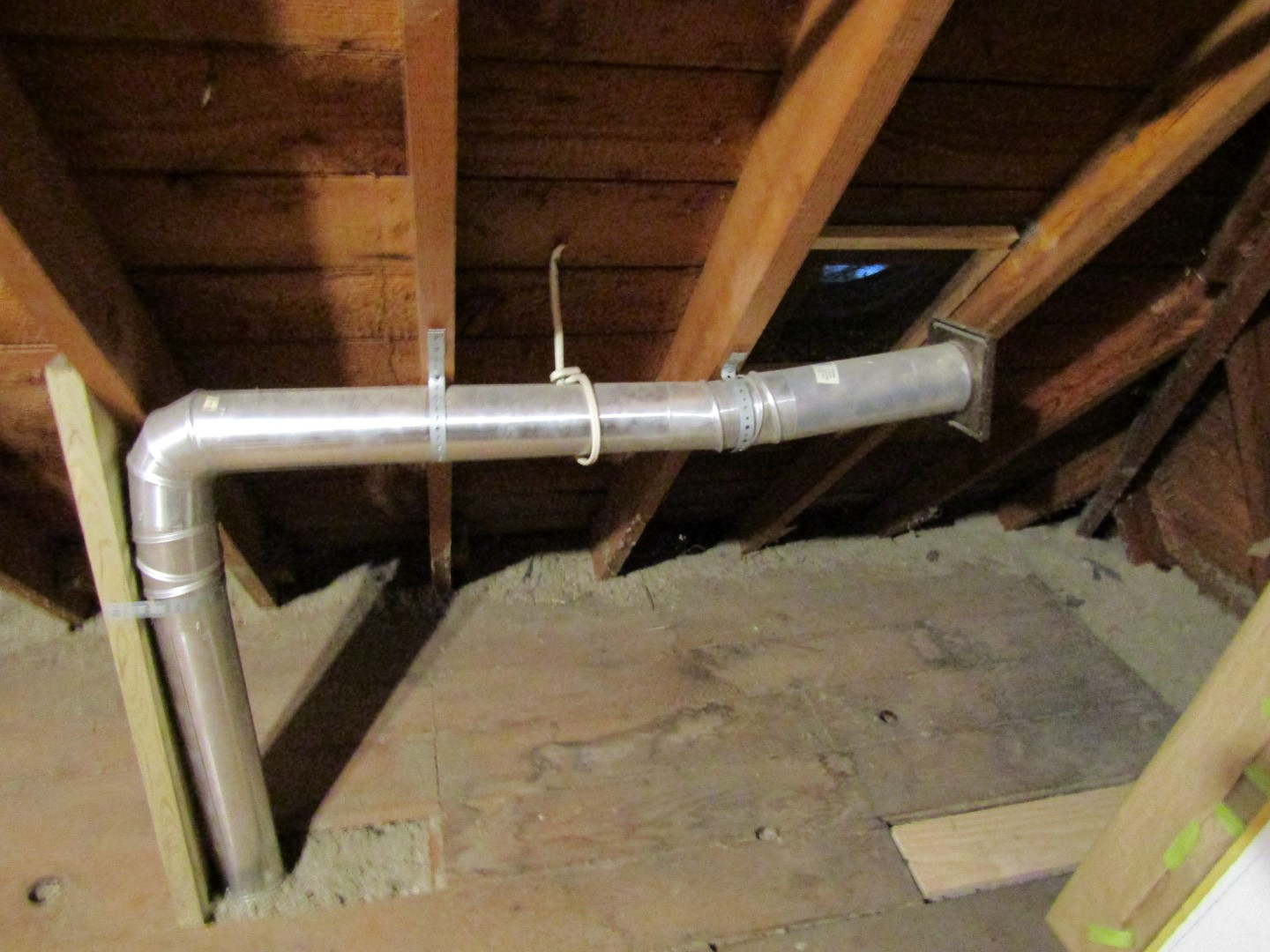 Bath Fan Duct Metal Or Plastic Structure Tech Home Inspections regarding measurements 1440 X 1080