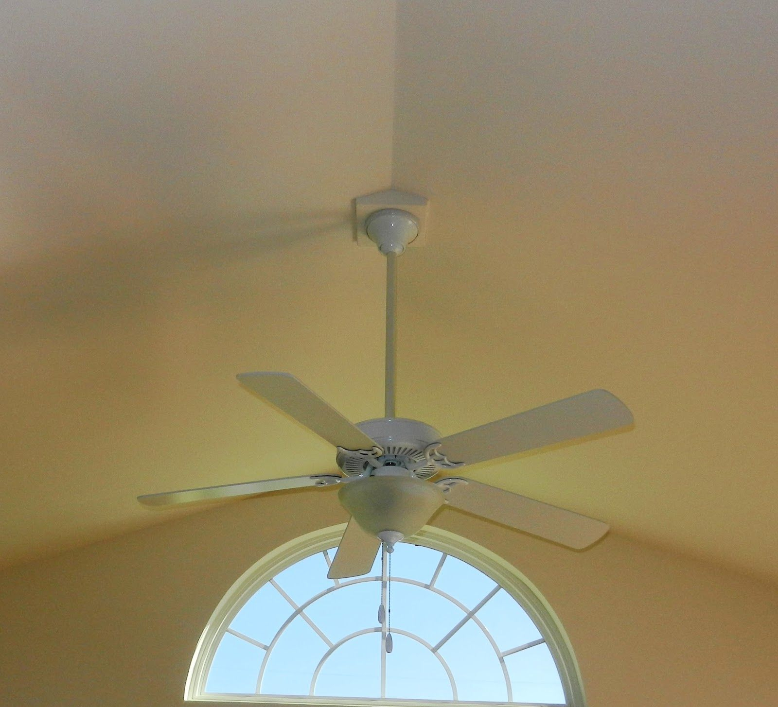 Collection Vaulted Ceiling Fan Mount Pictures Home Design Ideas intended for proportions 1600 X 1455