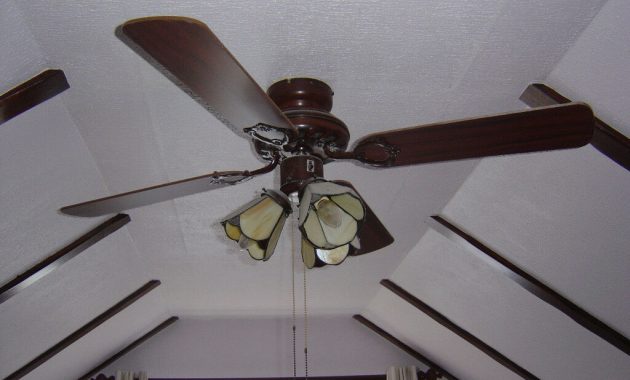 Encon Ceiling Fan With Three Lights In Sandy Bedfordshire Gumtree inside measurements 1024 X 768