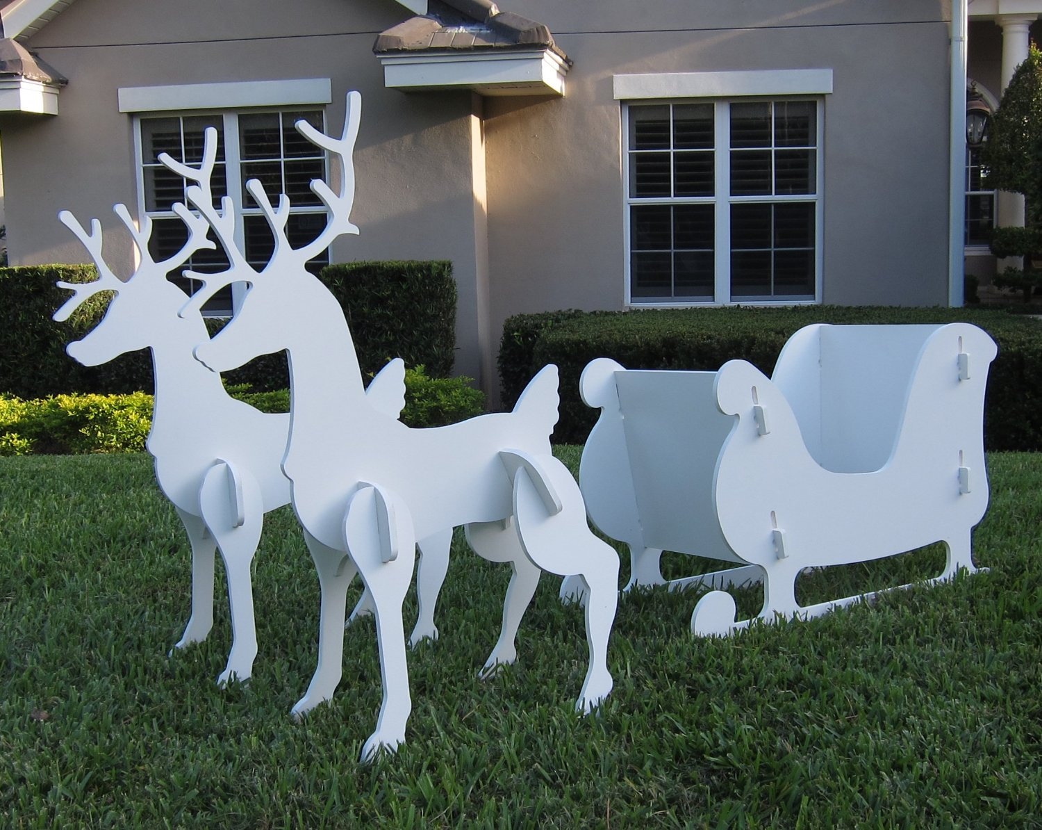 21 Christmas Outdoor Decorations Ensure It Makes A Visual Impact regarding size 1500 X 1194