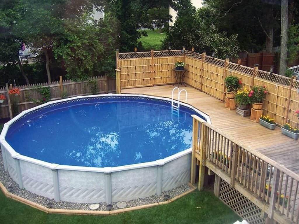 Above Ground Pool Deck With Screens And Planters Decorating Your for measurements 1024 X 768