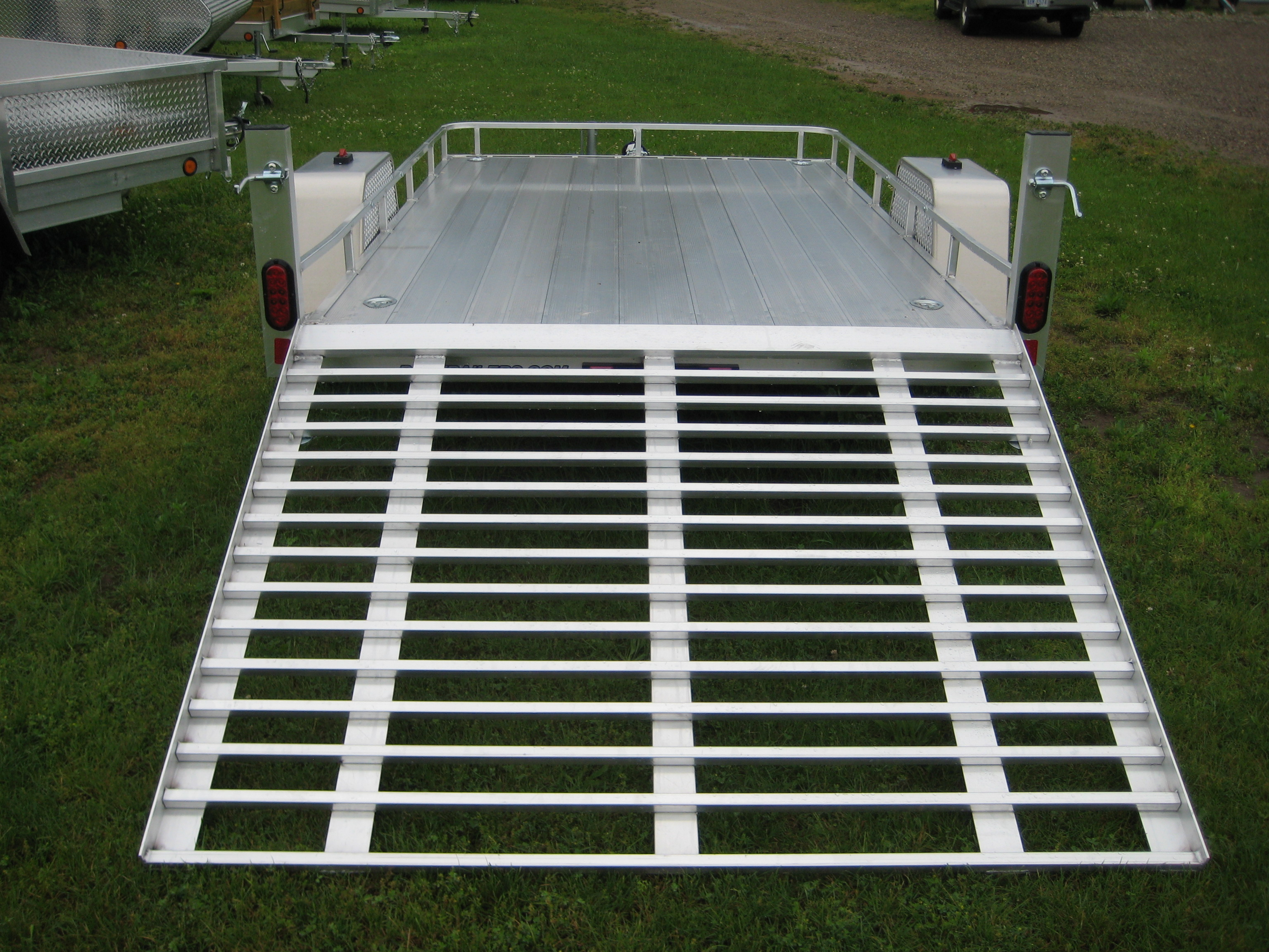 Aluminum Utility Trailer Uta Series Aluminum Deck W Rub Rail for dimensions 3072 X 2304