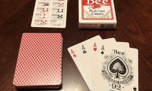 Bee Standard Playing Cards inside proportions 3024 X 3024