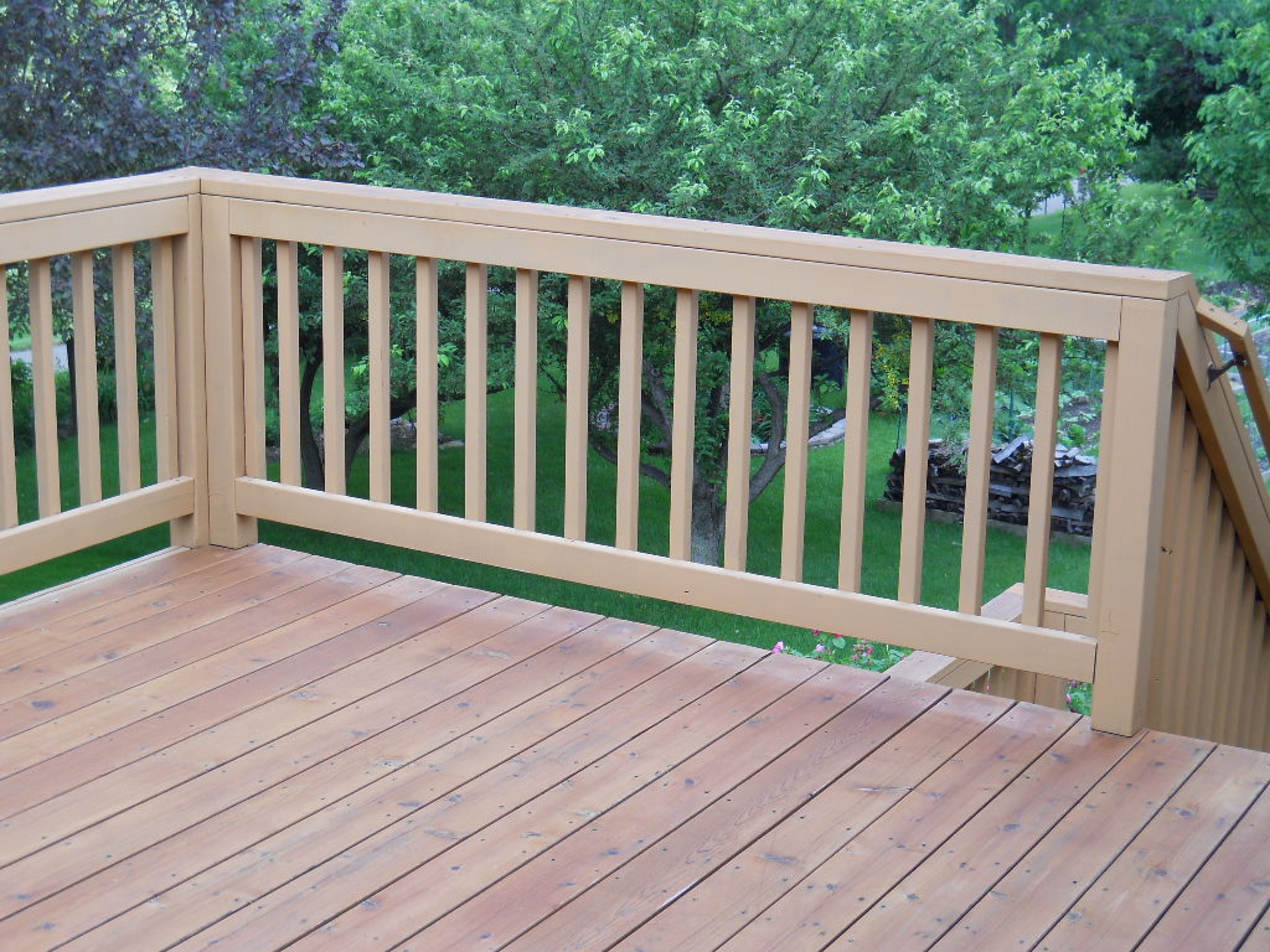 Can Composite Decking Be Painted Or Stained Deck Porch Railings intended for proportions 2592 X 1944