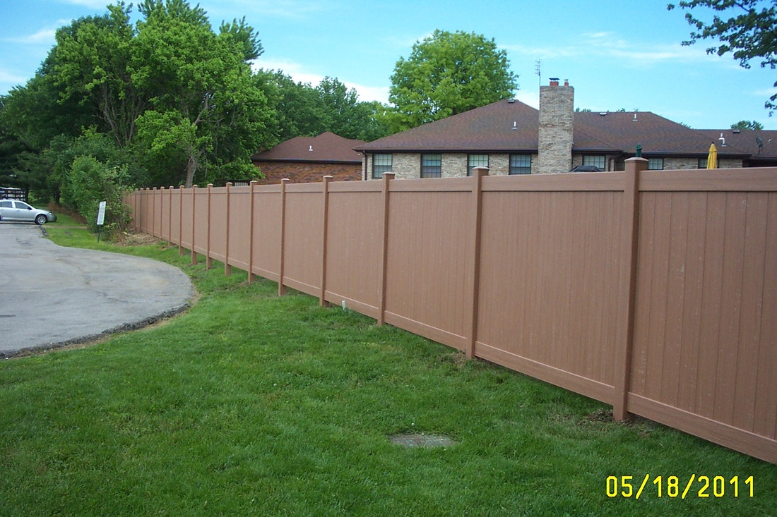 Chesterfield Certastucco Fence Deck Rail within dimensions 1100 X 733