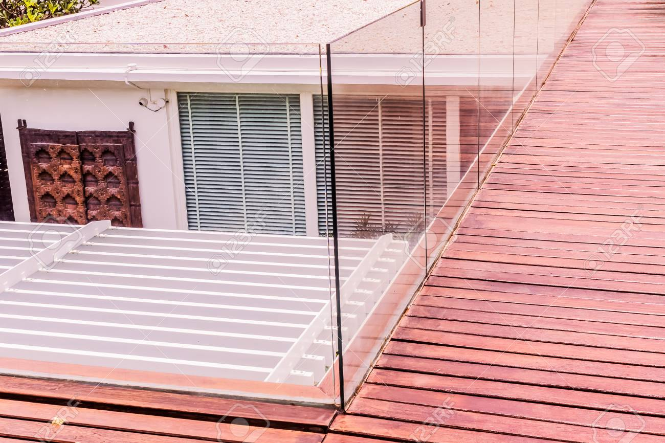 Construction Details Tempered Glass Balustrades On Wooden Roof for dimensions 1300 X 866