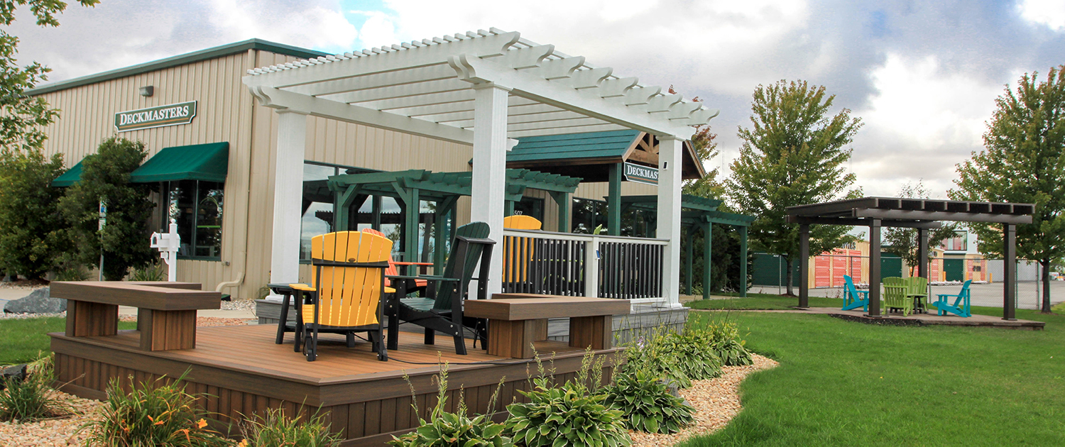 Custom Decks Pergolas And Gazebos Deckmasters Fargo Nd regarding sizing 1500 X 630