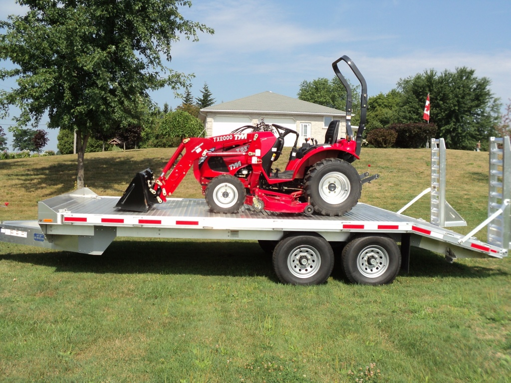 E Deck Over Equipment Trailer with measurements 1024 X 768