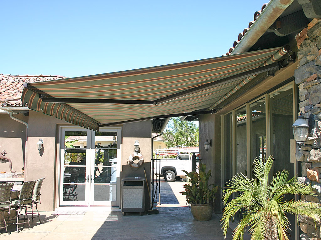 Elite Heavy Duty Retractable Patio Awning intended for measurements 1024 X 768