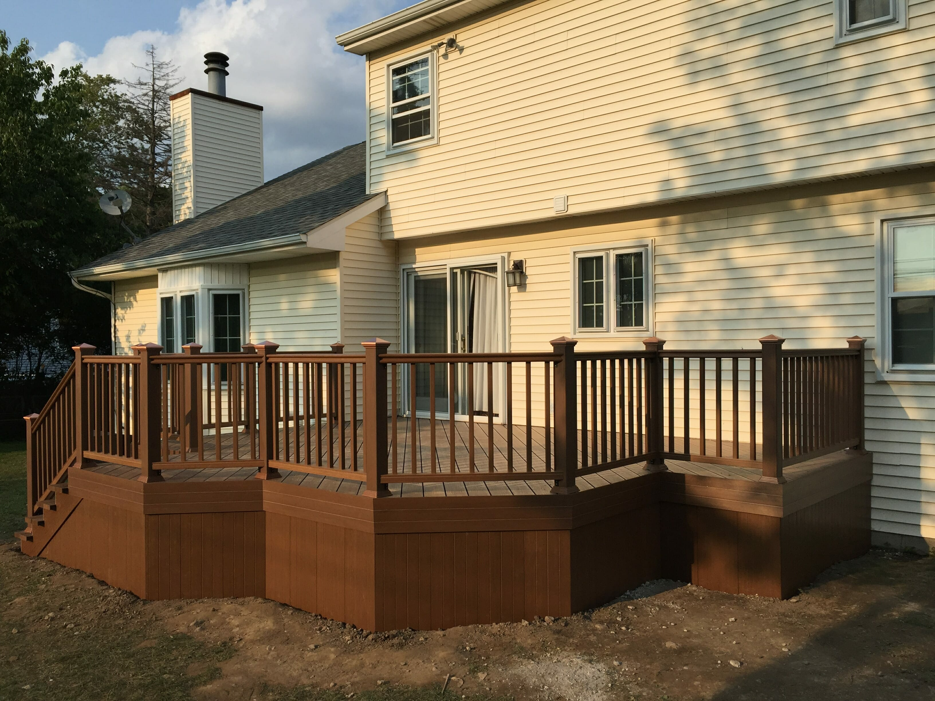 Eon Composite Decking Reviews Warranty Installation Cute Farmhouse within proportions 3264 X 2448