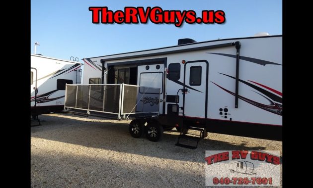 Holy Dirt Rv Man A Side Patio Deck A Must See Bp Toy Hauler 2017 with regard to dimensions 1280 X 720