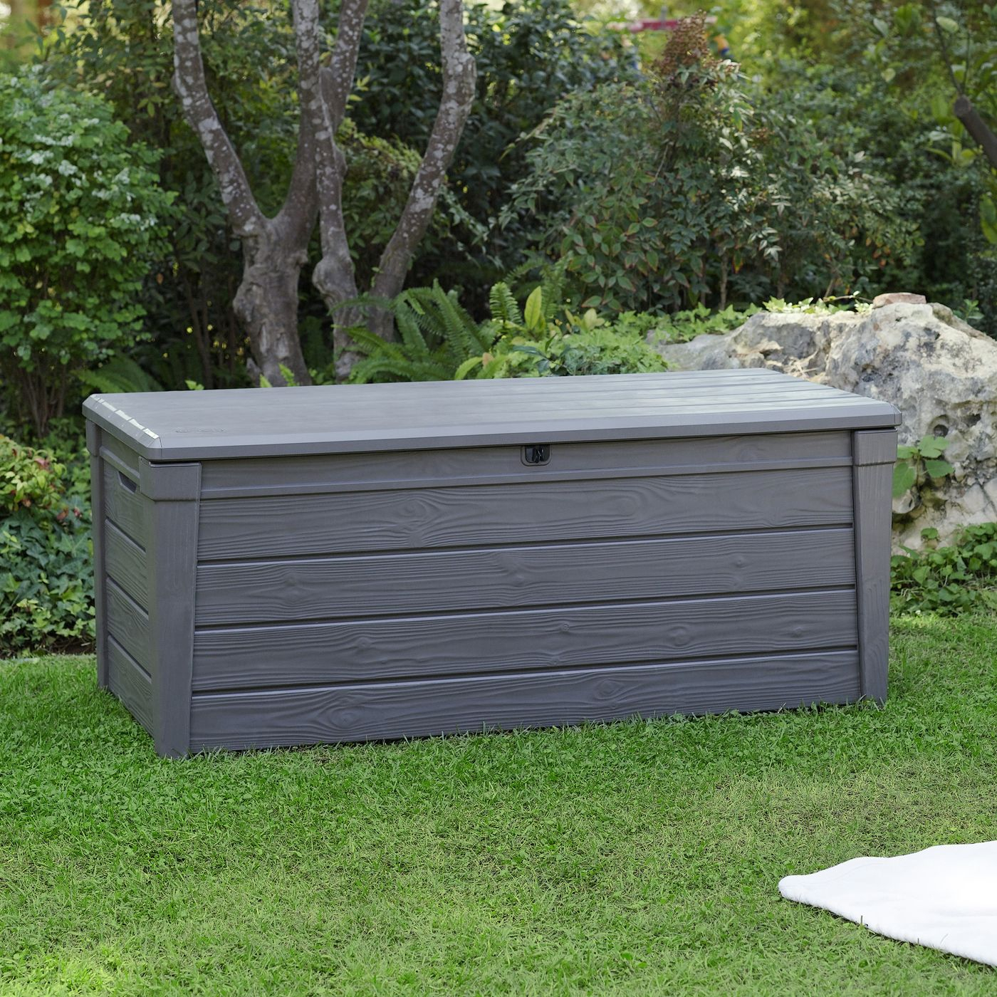 Keter 206042 Brightwood 120 Gallon Deck Box Outdoor Living pertaining to sizing 1400 X 1400