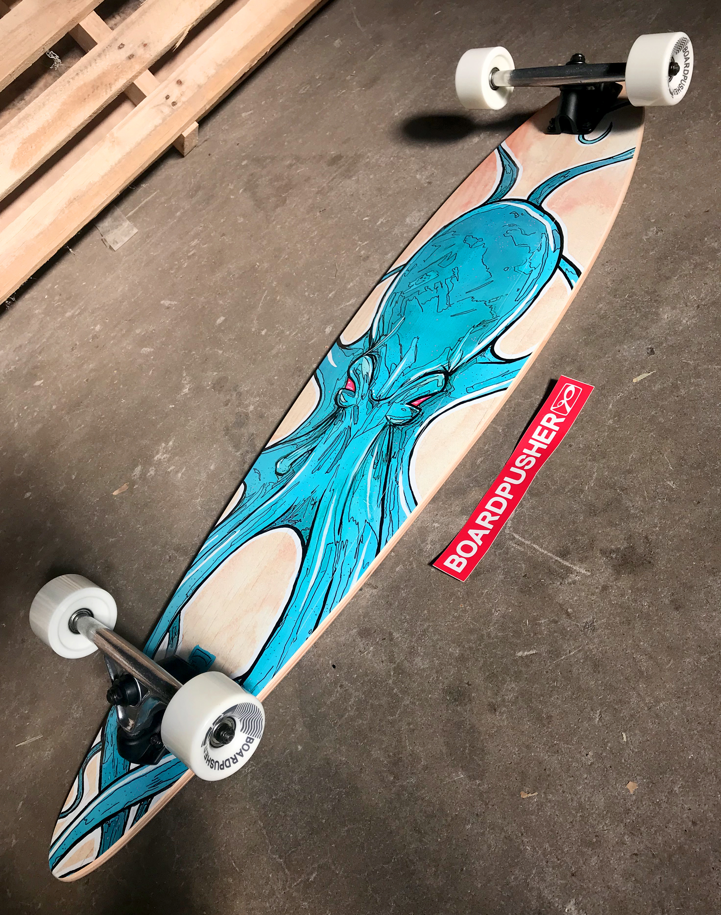 Longboard in dimensions 2944 X 3736