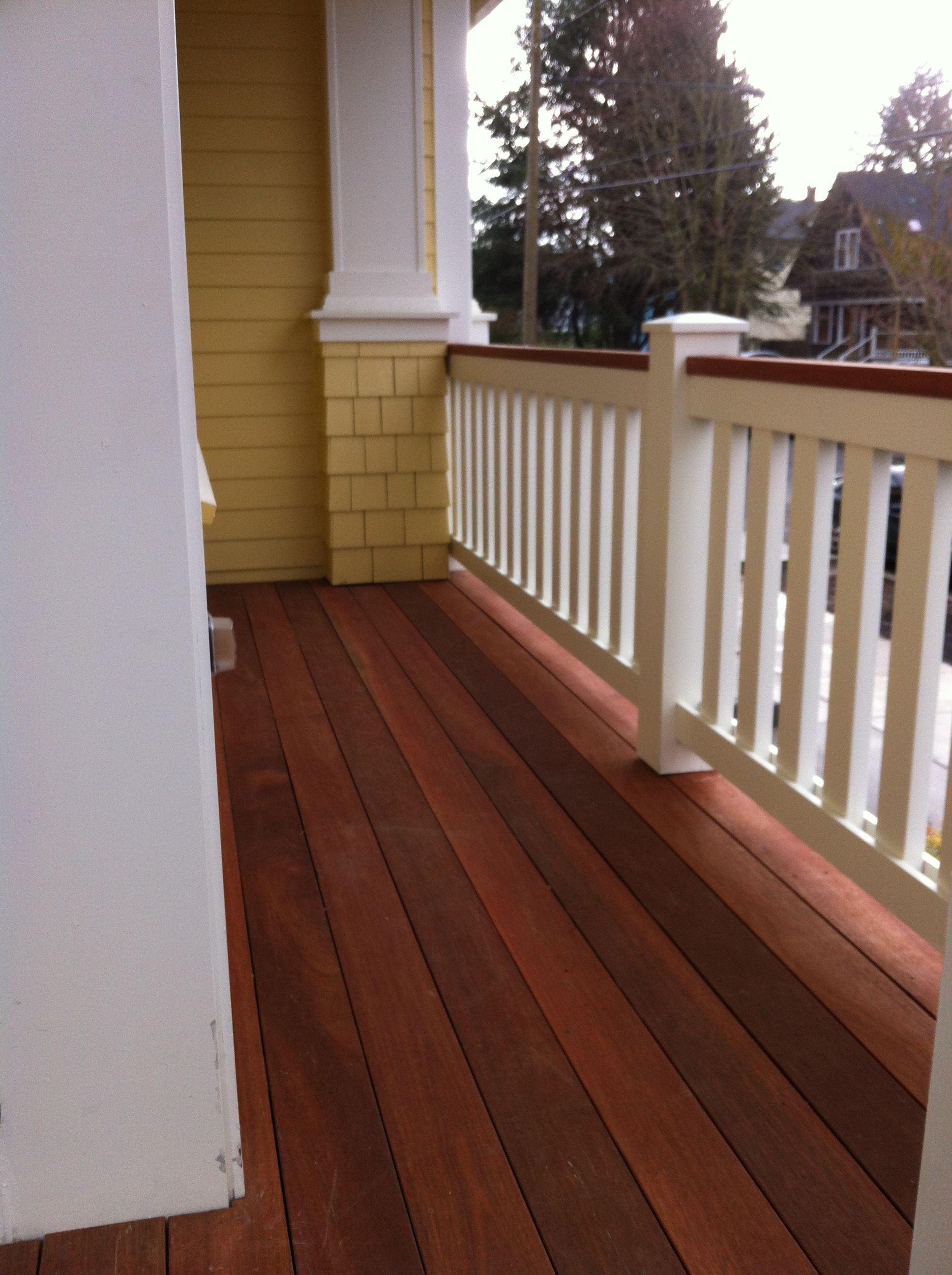 Mahogany Stained Decking And Cedar Painted Railing Oregon with proportions 1936 X 2592