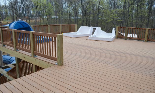 Moisture Shield Composite Decking Moistureshield Vs Trex Vantage regarding size 2000 X 1325