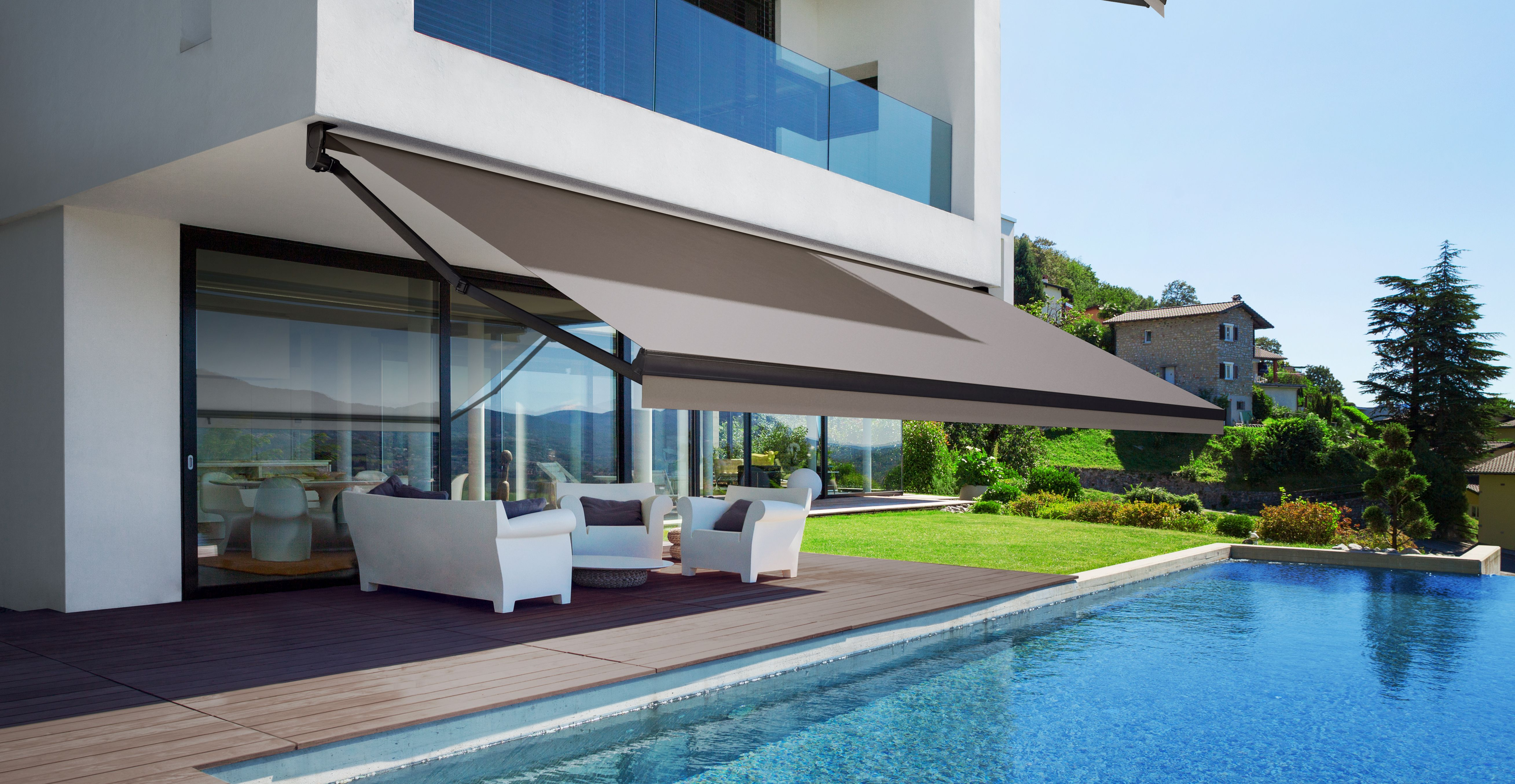 Retractable Awnings And Canopies Manual And Motorized Canada with proportions 5234 X 2709