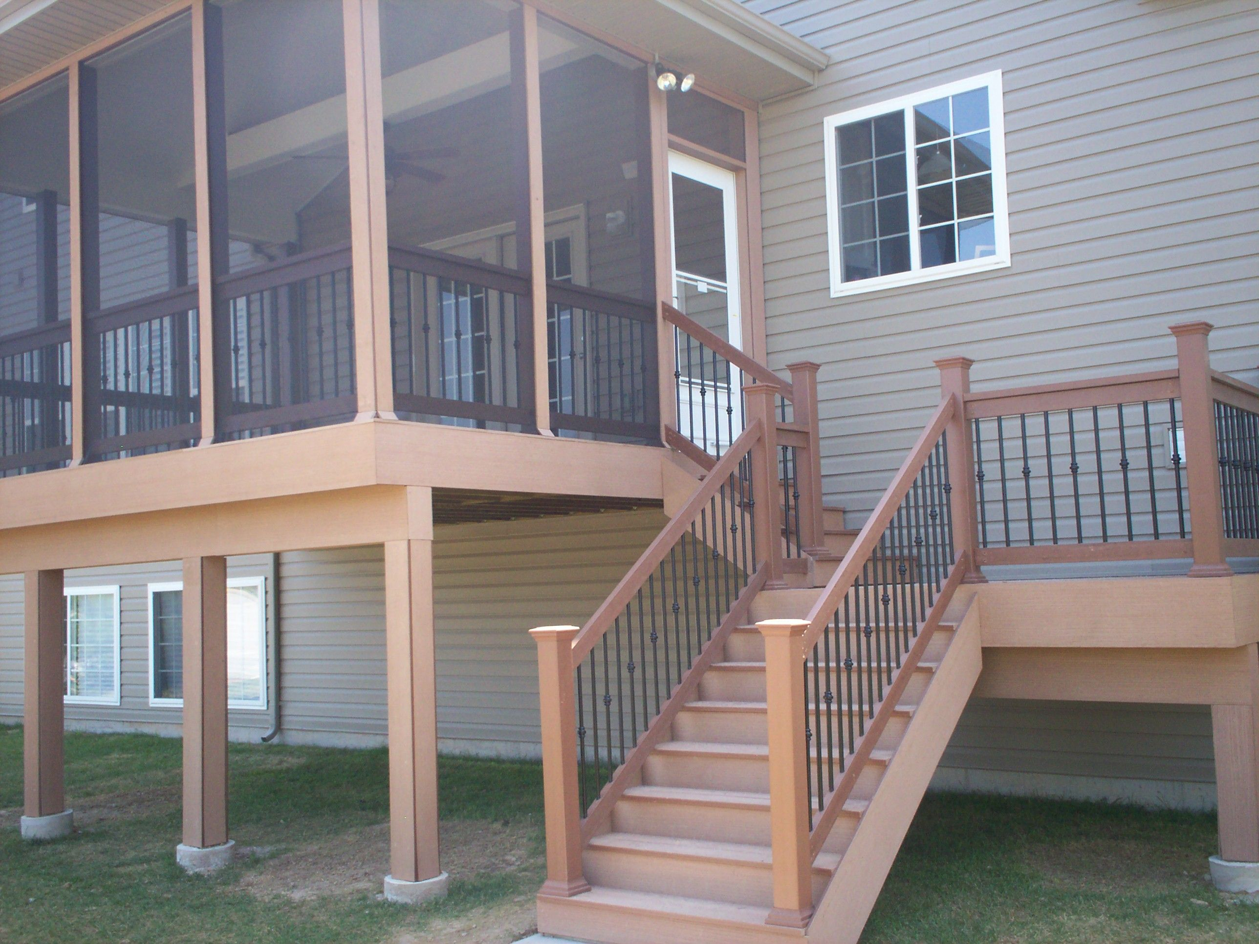 Closed In Deck Stairs • Bulbs Ideas