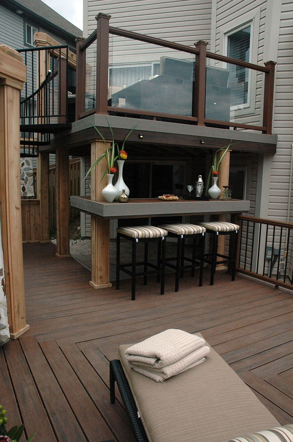 This Cantilevered Bar Is Conveniently Located Close To The Hot Tub for measurements 996 X 1500