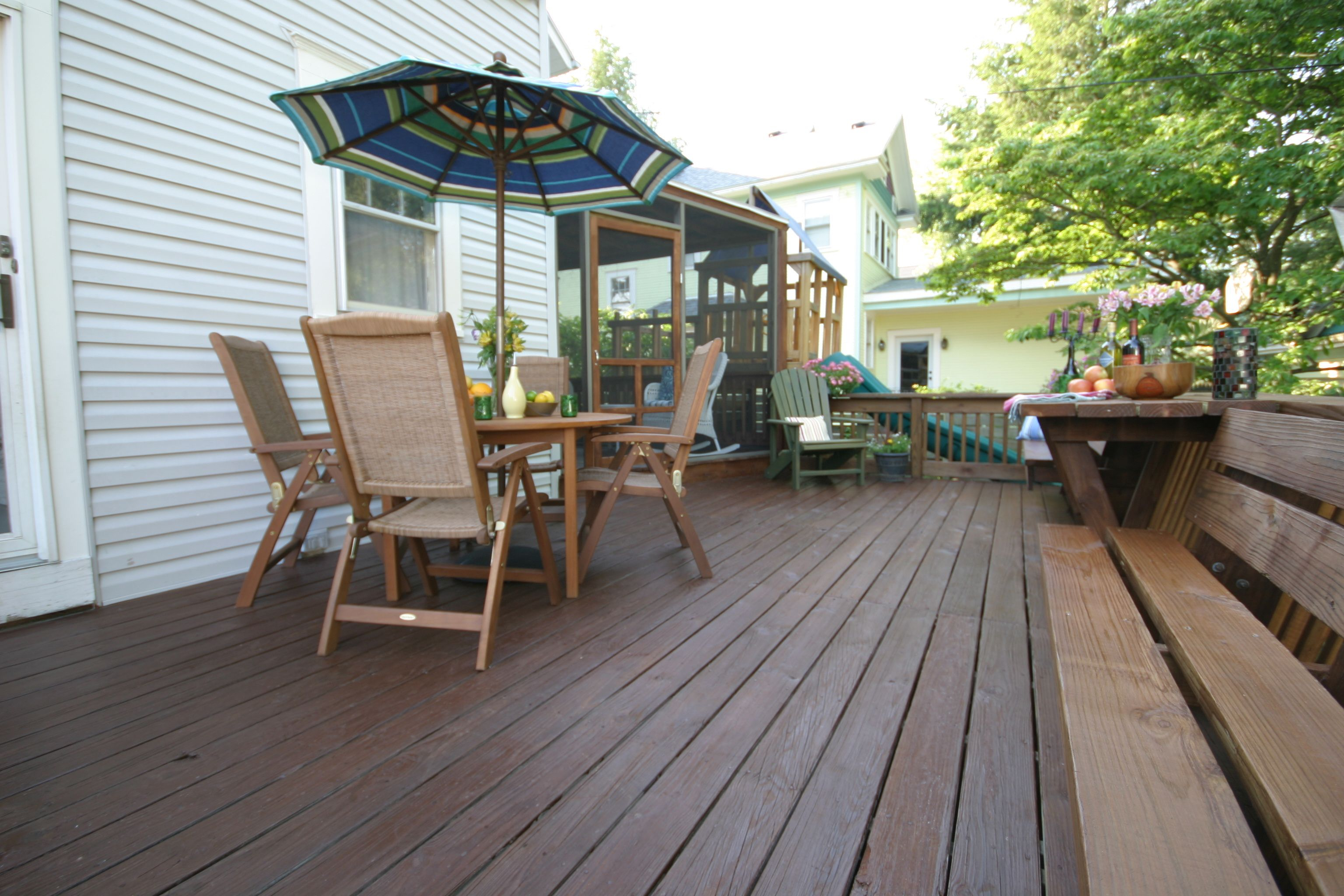 This Deck Is Protected With Thompsons Water Seal Advanced Tinted for size 3072 X 2048