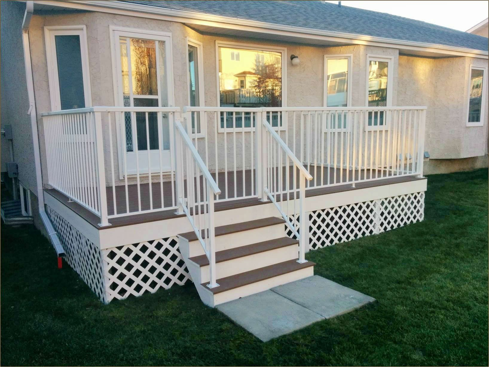 Trex Deck With White Fascia And Railing Back Yard Lattice Deck with sizing 1636 X 1228