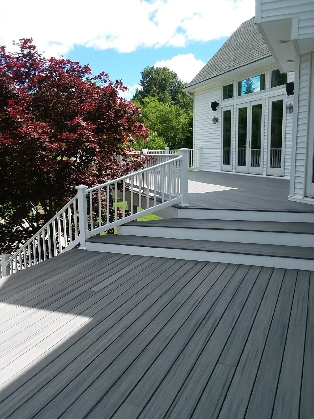Trex Transcend Deck In Island Mist With White Pvc Railings In Long pertaining to dimensions 1080 X 1440