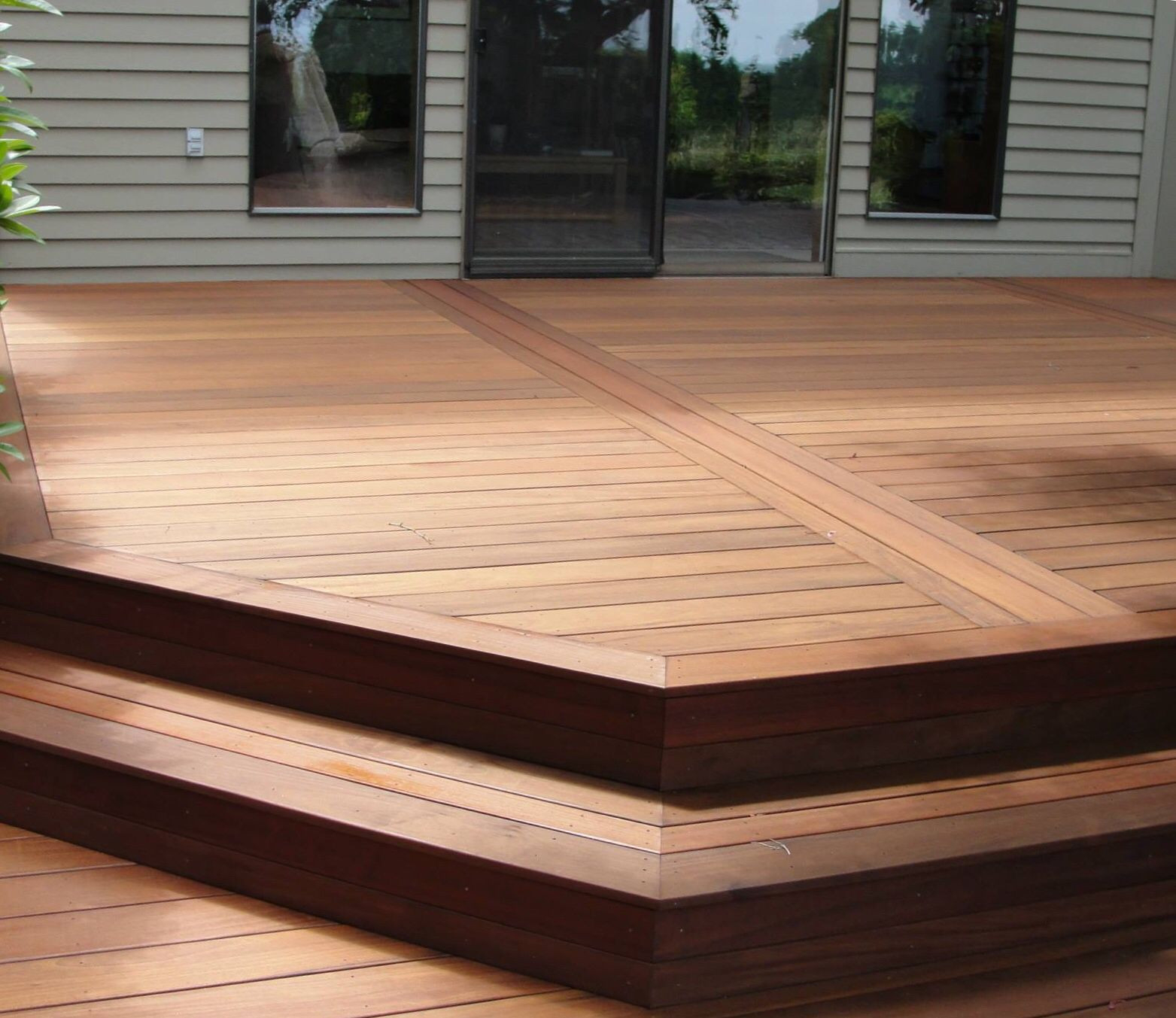 Trex Vs Wood In Modern Ipe Deck Georgeworks Portland Or Rasata within dimensions 1563 X 1353