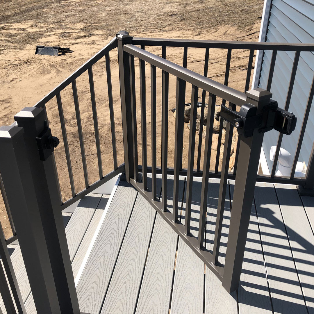 Tuscany Adjustable Gate Westbury Aluminum Railing Decksdirect in proportions 1080 X 1080