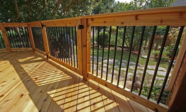 Wooden Deck With Aluminum Balusters And Gate In 2019 Random Deck for measurements 1200 X 803