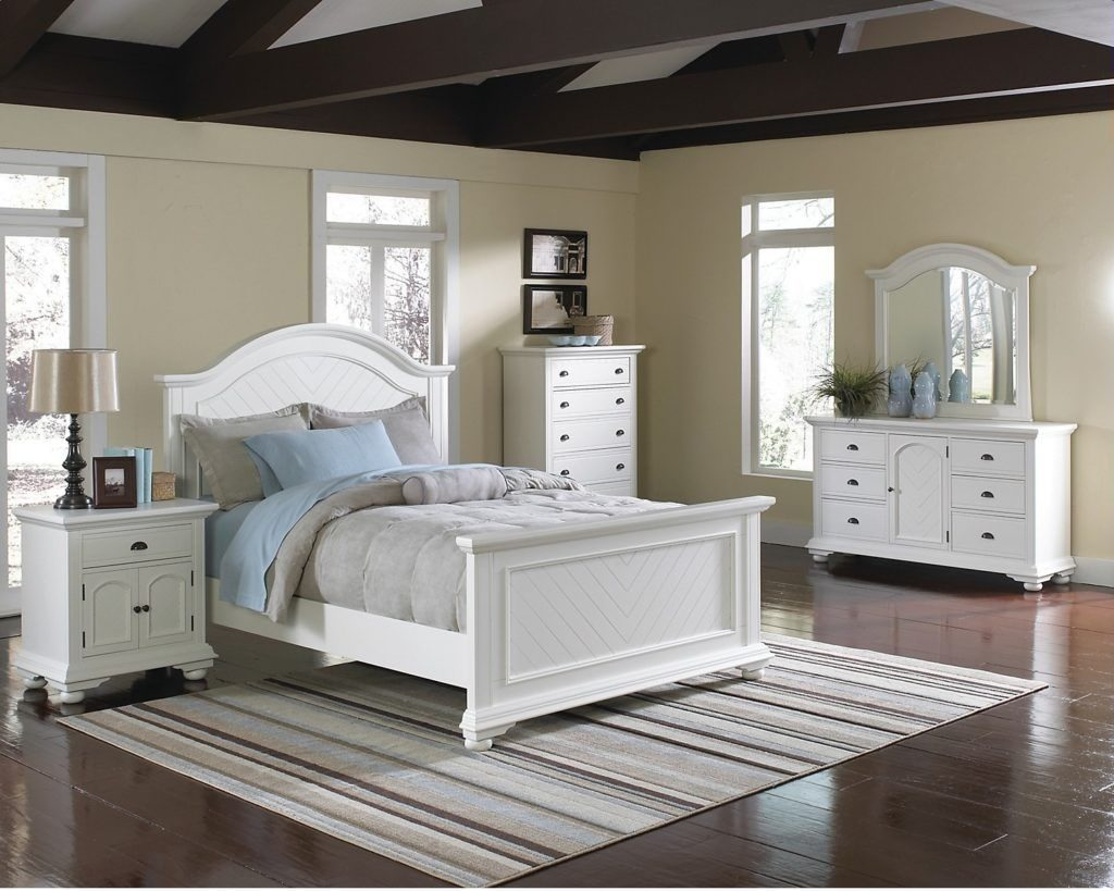 12 Comfortable Palladian Bedroom Set For You Zommatto regarding size 1024 X 819