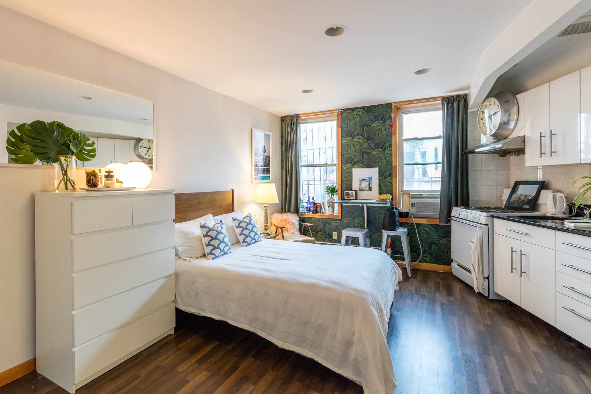12 Perfect Studio Apartment Layouts That Work intended for measurements 1974 X 1316