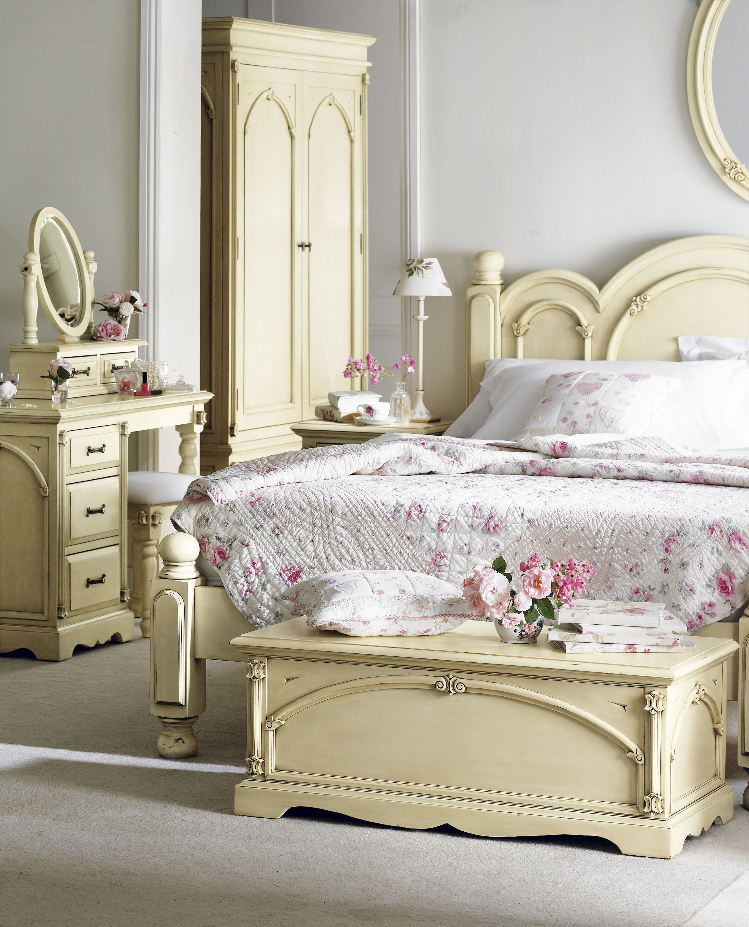 20 Awesome Shab Chic Bedroom Furniture Ideas Bedrooms To Dream inside proportions 2520 X 3121