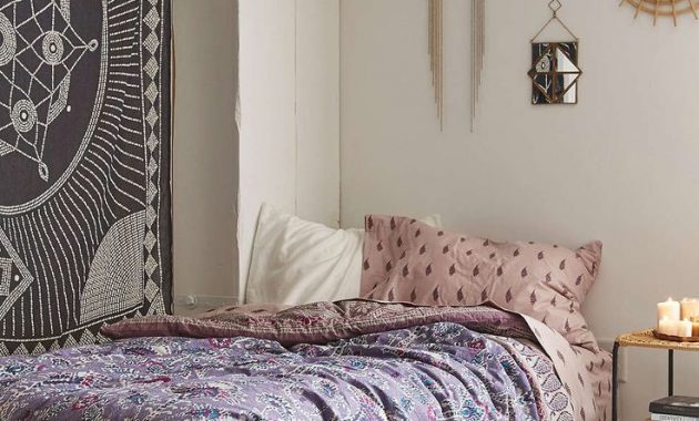 31 Bohemian Bedroom Ideas Decoholic intended for size 736 X 1104