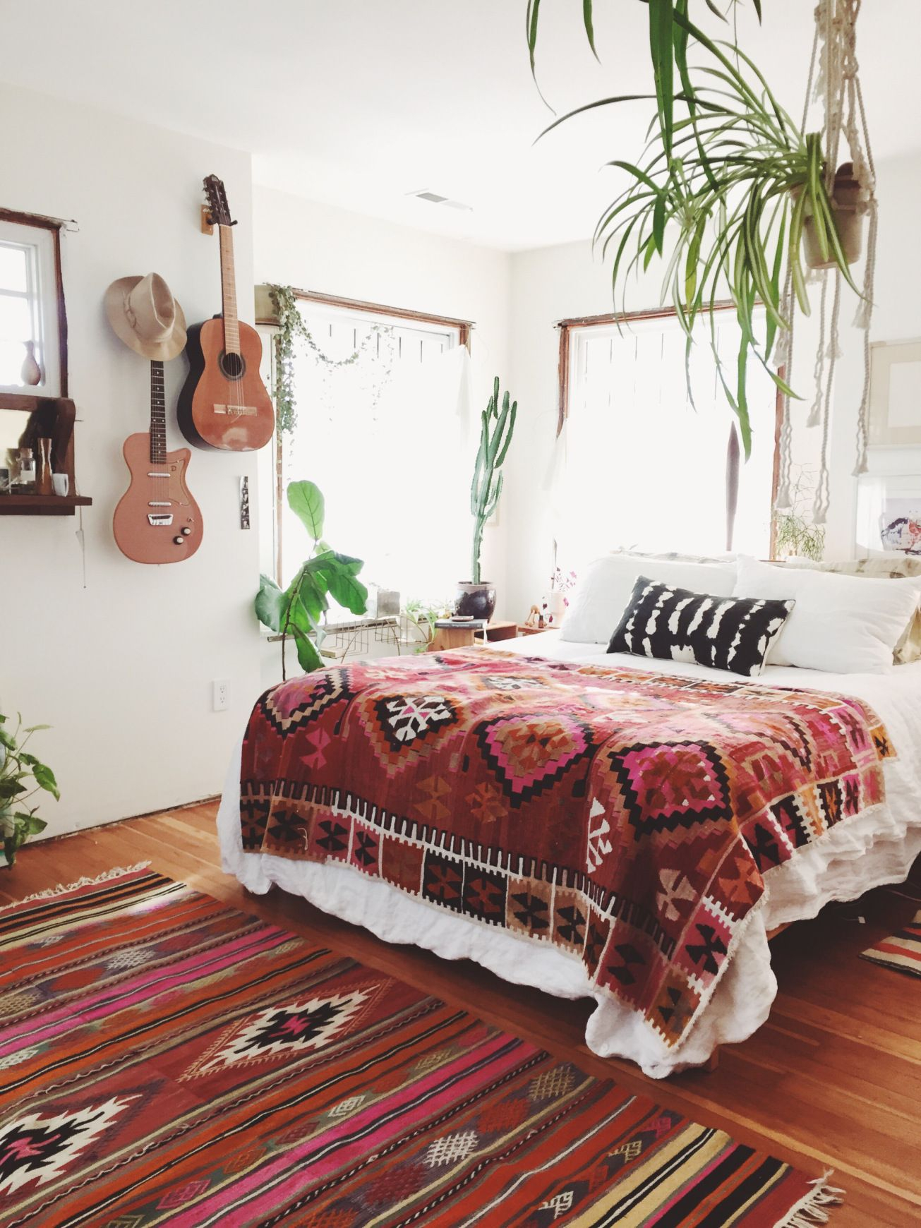 57 Bohemian Bedrooms Thatll Make You Want To Redecorate Asap Home with sizing 1305 X 1740