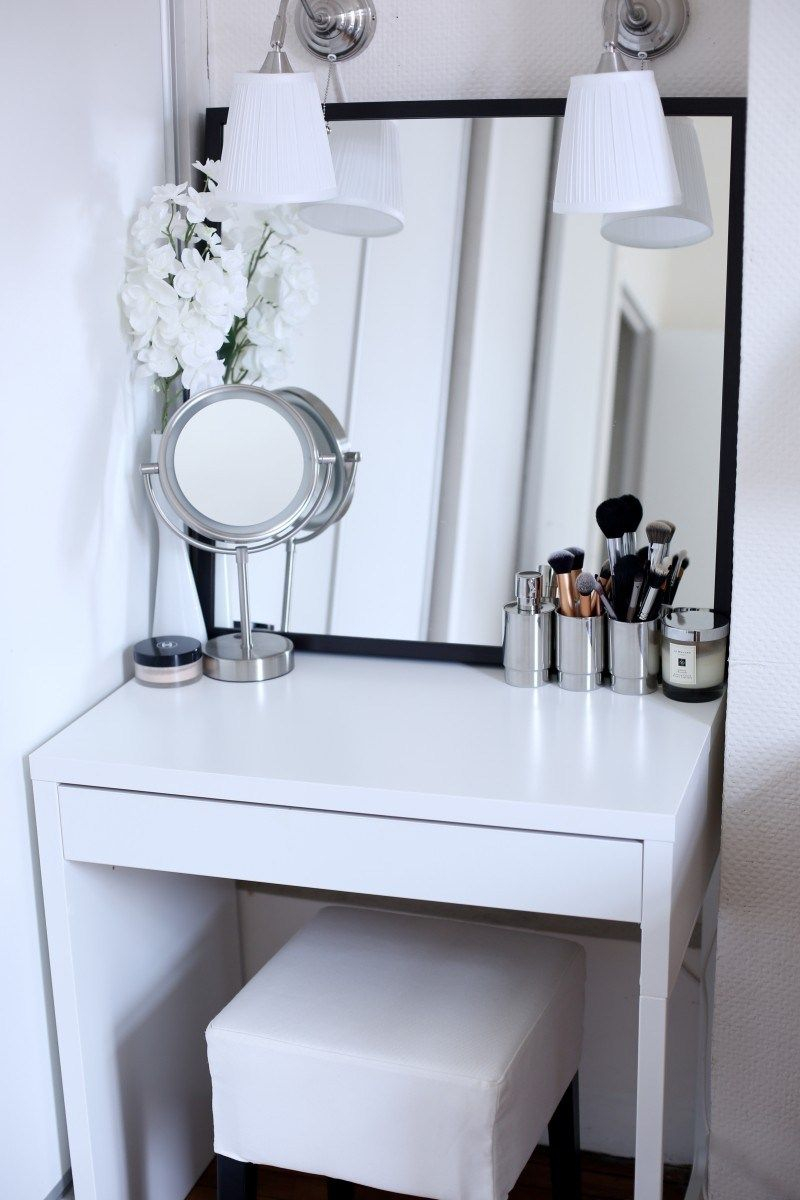 7 Inspiring Examples Of Makeup Dressing Tables For Small Spaces regarding size 800 X 1200