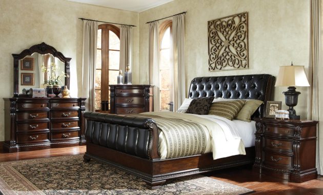 86000 Churchill Sleigh Bedroom Set Discontinued throughout sizing 2048 X 1609