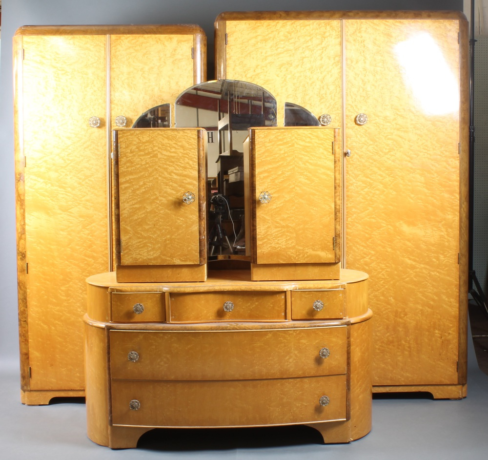 A 1950s Austin Suite Of Birds Eye Maple Bedroom Furniture throughout measurements 1000 X 942