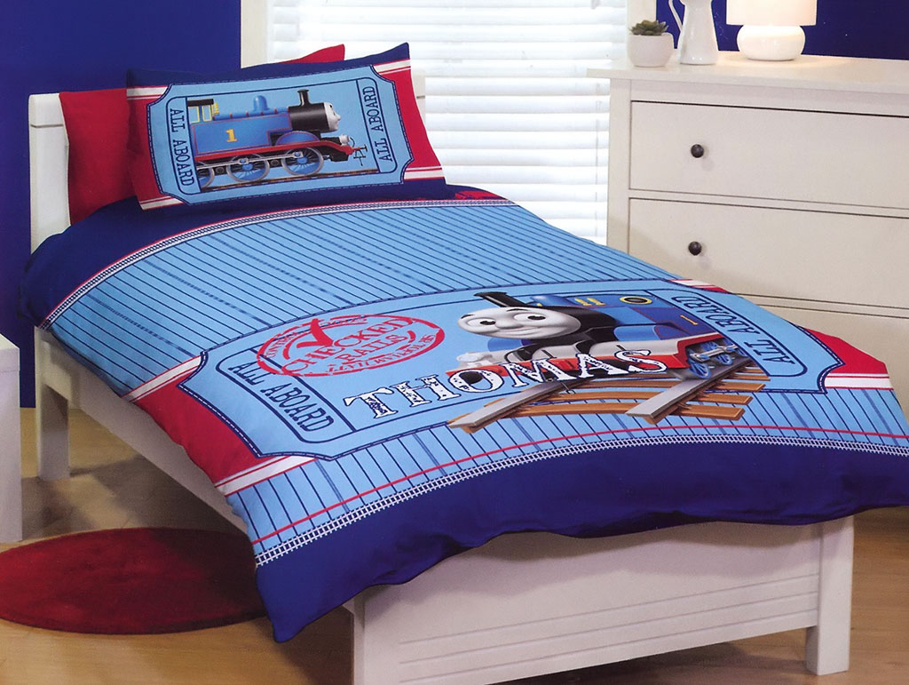 A Thomas The Tank Engine Bedroom Kids Bedding Dreams regarding proportions 1024 X 771