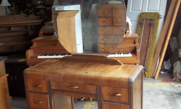 Antique Waterfall Vanity Dresser W Round Mirror And 7 Dovetail with regard to size 1536 X 2048