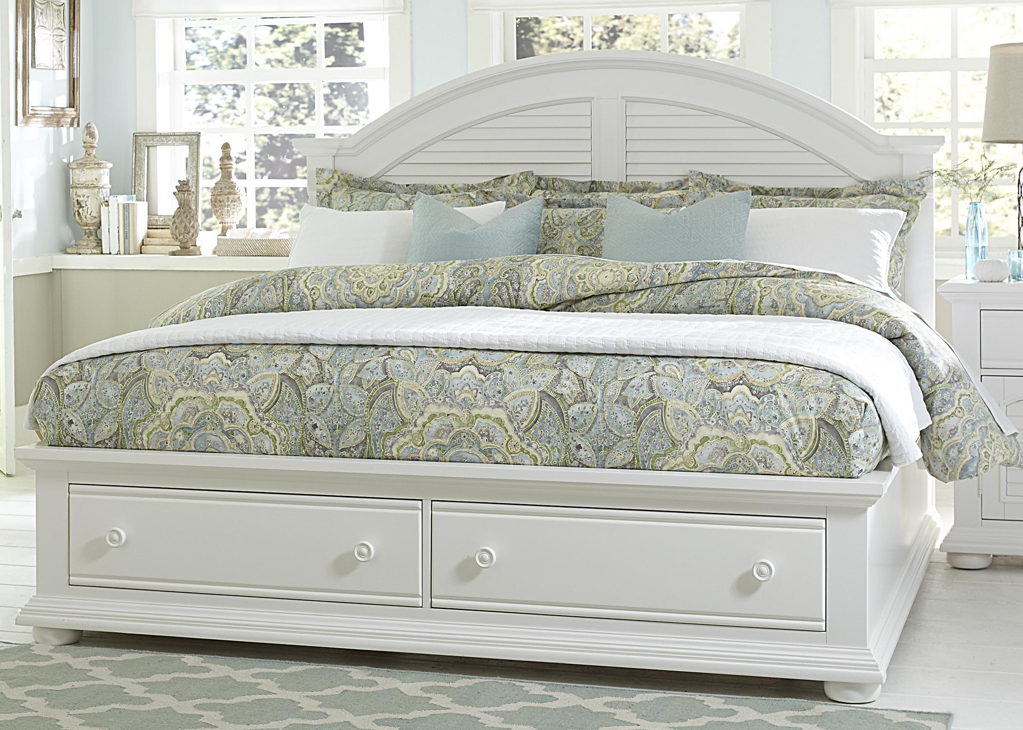 Bailey Cottage Queen Bed With Storage Footboard Liberty Furniture At Rotmans for sizing 2100 X 1500