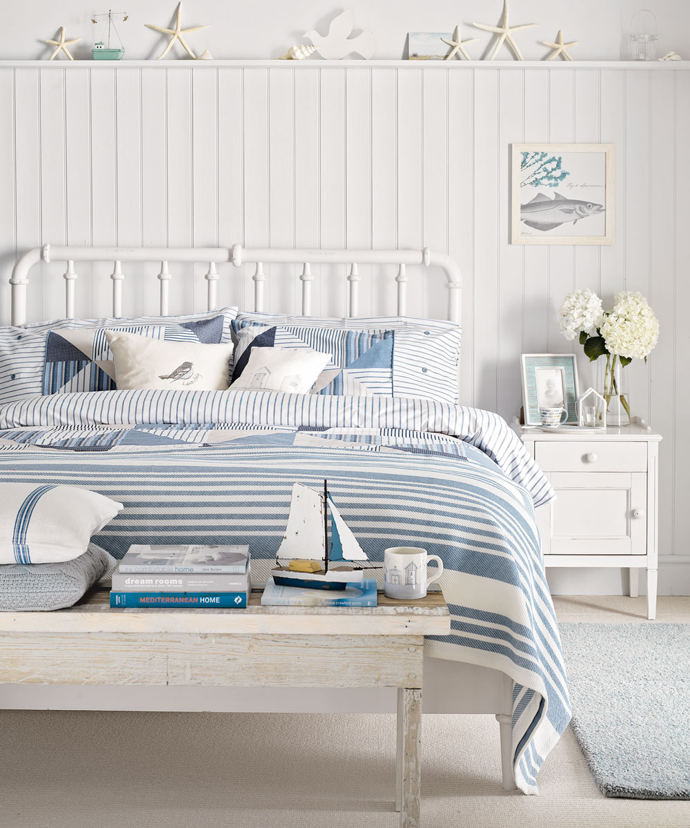 Beach Themed Bedrooms Coastal Bedrooms Nautical Bedrooms pertaining to size 1000 X 1200