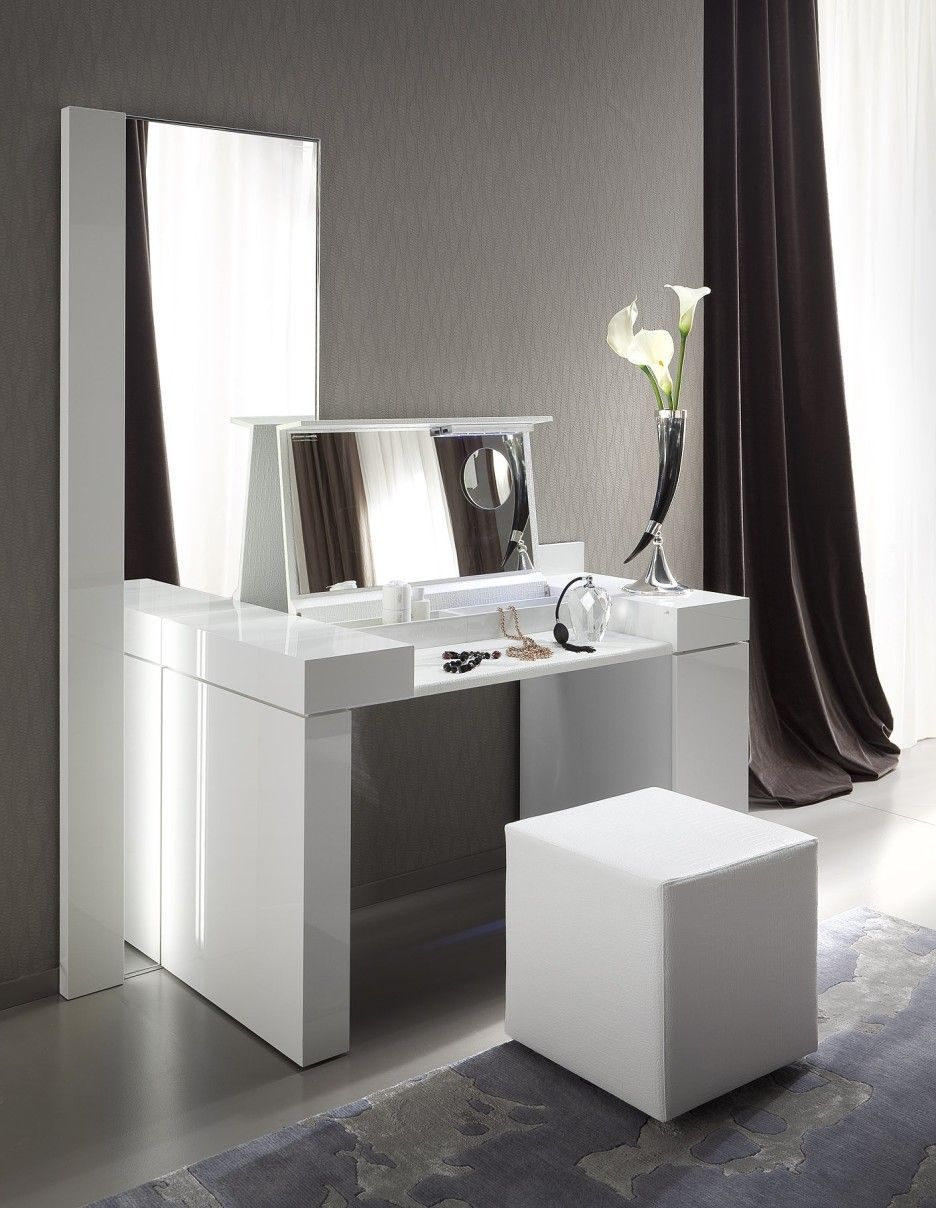 Bedroom Modern White Wooden Make Up Table And Rectangular Mirror throughout sizing 936 X 1208