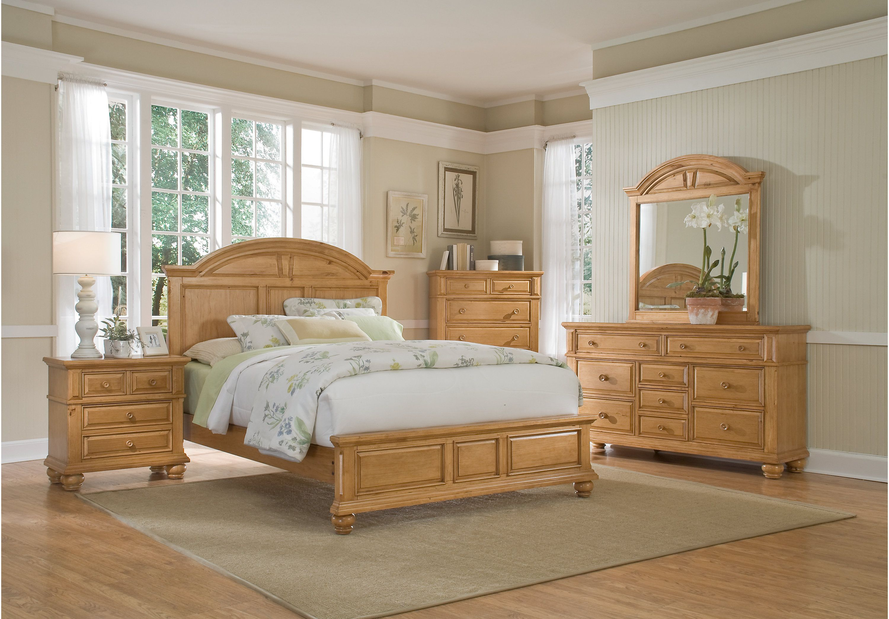 Berkshire Lake Pine 5 Pc Queen Panel Bedroom For The Home Pine regarding measurements 3000 X 2091