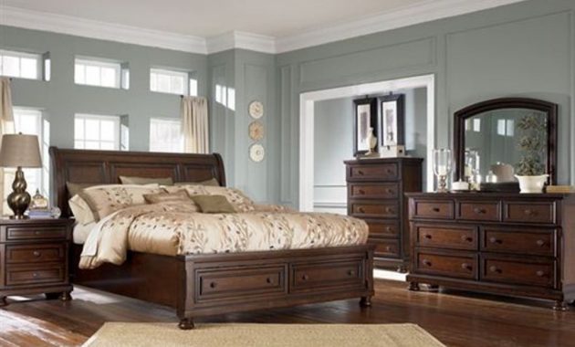 Big Lots Queen Bedroom Sets Bedroom Wood Bedroom Furniture Dark inside sizing 1024 X 768
