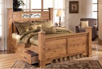 Bittersweet Poster Bedroom Set With Underbed Storage In Pine Grain intended for measurements 1280 X 1024