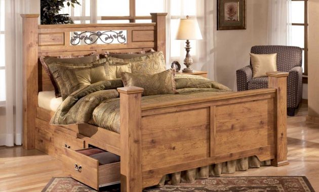 Bittersweet Poster Bedroom Set With Underbed Storage In Pine Grain pertaining to proportions 1280 X 1024